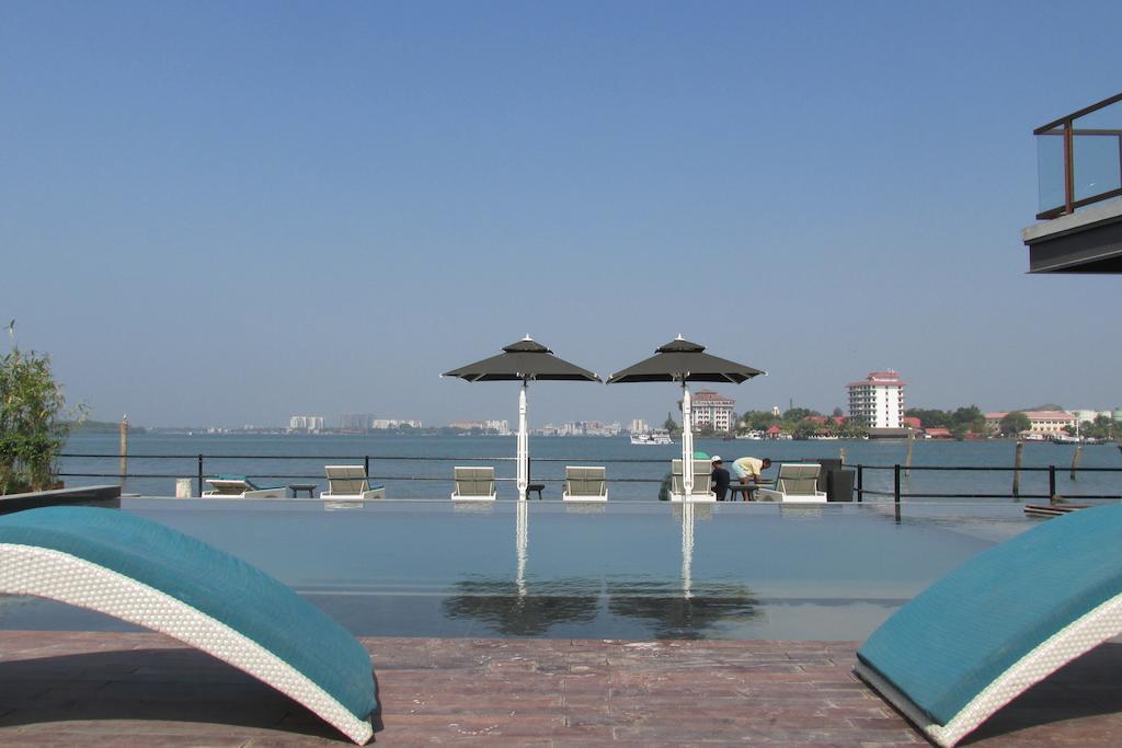 מלון Kochi Xandari Harbour מראה חיצוני תמונה
